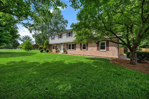 757 Dunbarton Avenue Bowling Green KY 42104