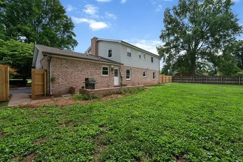 757 Dunbarton Avenue Bowling Green KY 42104