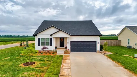 801 Victoria Way Franklin KY 42134