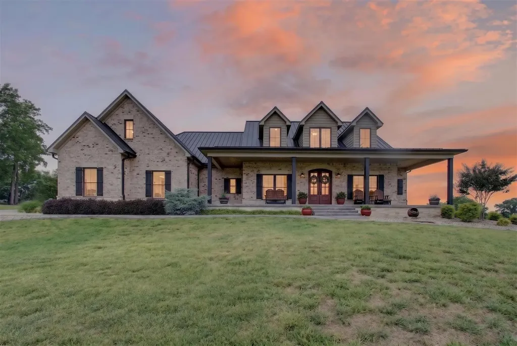 1224 Clifton Church Road Scottsville KY 42164