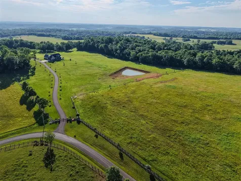 1224 Clifton Church Road Scottsville KY 42164