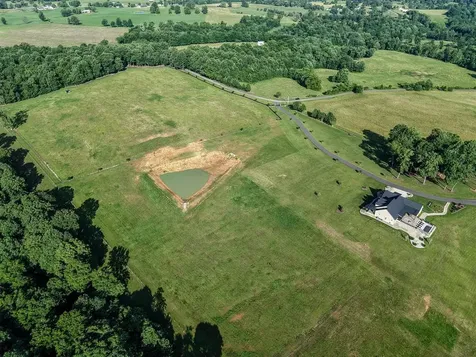 1224 Clifton Church Road Scottsville KY 42164