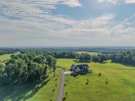 1224 Clifton Church Road Scottsville KY 42164
