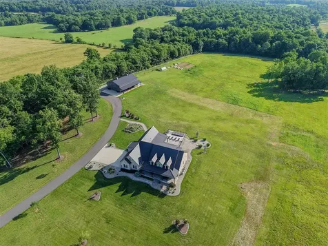1224 Clifton Church Road Scottsville KY 42164