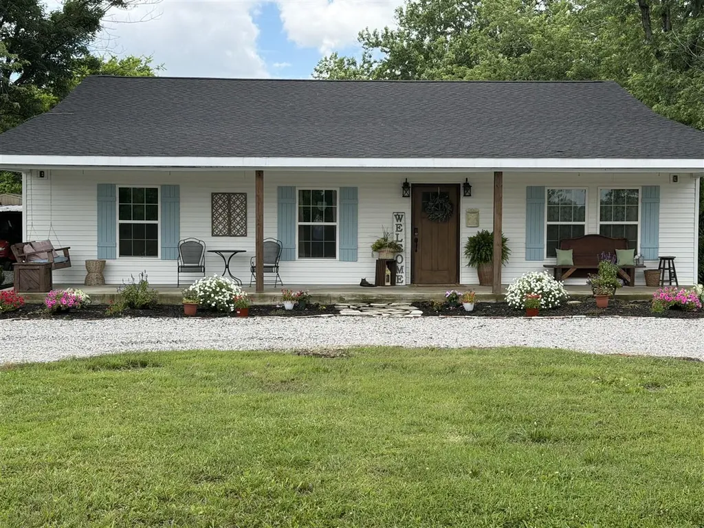 5331 Deer Lick Road Lewisburg KY 42256