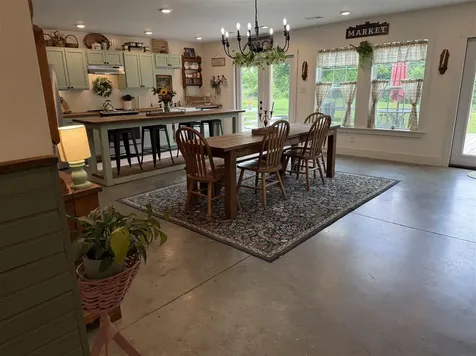5331 Deer Lick Road Lewisburg KY 42256