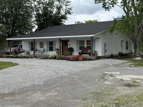 5331 Deer Lick Road Lewisburg KY 42256