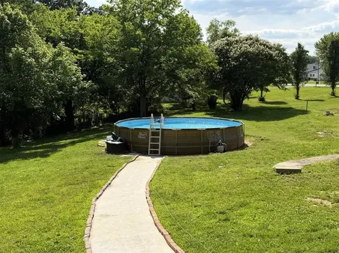 5331 Deer Lick Road Lewisburg KY 42256