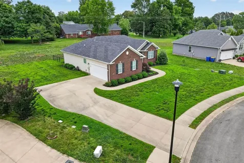 210 Claiborne Circle Franklin KY 42134