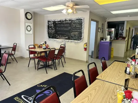 118 W Main Street Auburn KY 42206