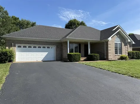 649 Summerlin Drive Bowling Green KY 42104