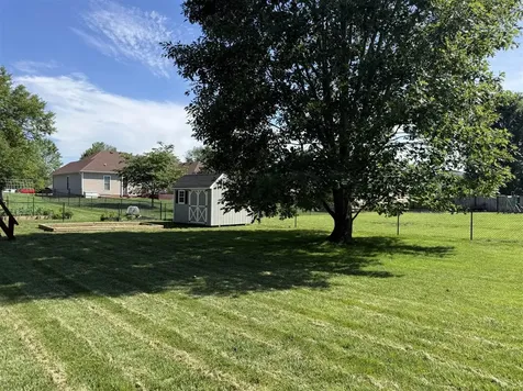 649 Summerlin Drive Bowling Green KY 42104