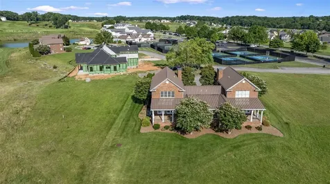 358 Club Court Bowling Green KY 42103