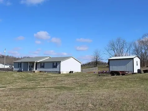 1900 Garrett Hollow Road Bowling Green KY 42101