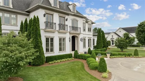 317 Village Way Bowling Green KY 42103