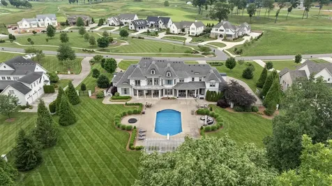 317 Village Way Bowling Green KY 42103