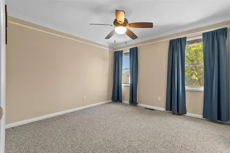 1464 Wind Ridge Avenue Bowling Green KY 42104