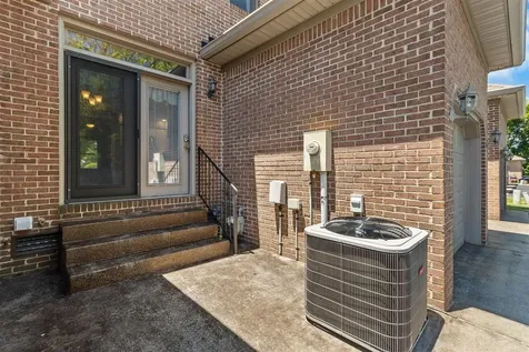 1464 Wind Ridge Avenue Bowling Green KY 42104