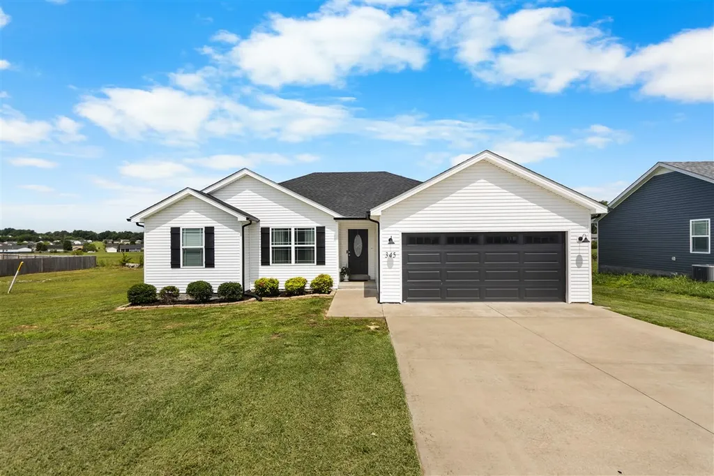 345 Deluth Drive Bowling Green KY 42101