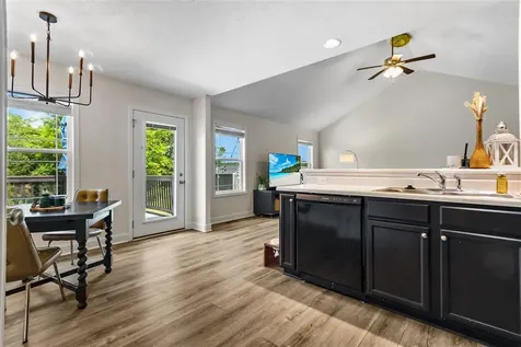 345 Deluth Drive Bowling Green KY 42101