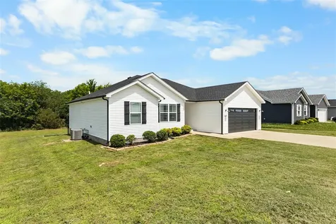 345 Deluth Drive Bowling Green KY 42101