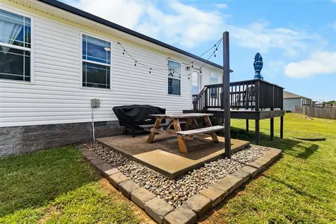 345 Deluth Drive Bowling Green KY 42101