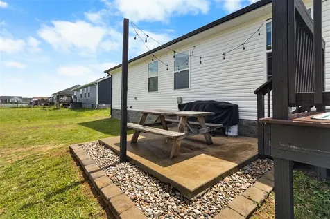 345 Deluth Drive Bowling Green KY 42101
