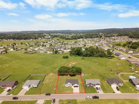 345 Deluth Drive Bowling Green KY 42101
