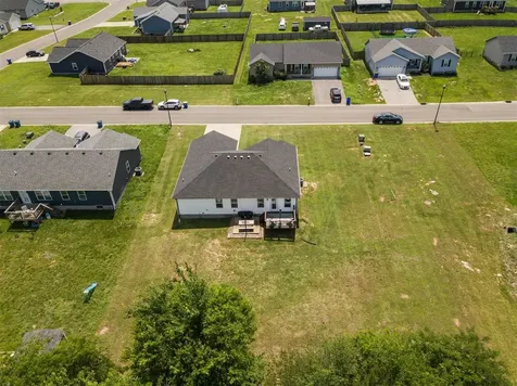 345 Deluth Drive Bowling Green KY 42101
