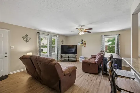 903 Wren Road Bowling Green KY 42104