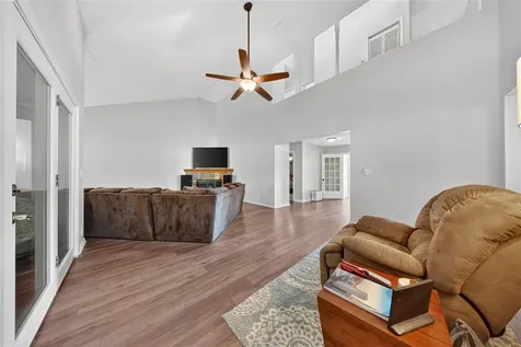 5061 Clarksville Road Russellville KY 42276