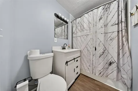 5061 Clarksville Road Russellville KY 42276