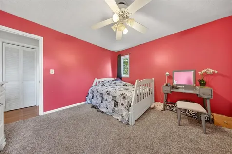 5061 Clarksville Road Russellville KY 42276