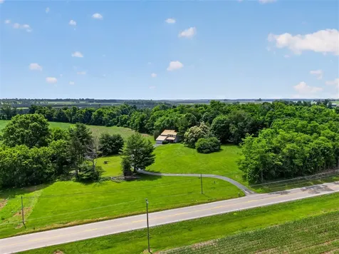 5061 Clarksville Road Russellville KY 42276