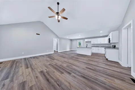 2871 Dennis Corinth Road Auburn KY 42206