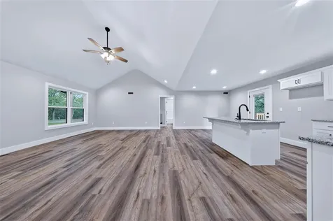 2871 Dennis Corinth Road Auburn KY 42206