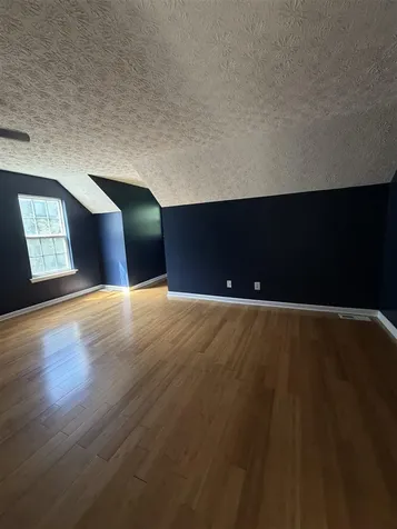 272 Rosie Court Bowling Green KY 42103