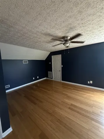 272 Rosie Court Bowling Green KY 42103
