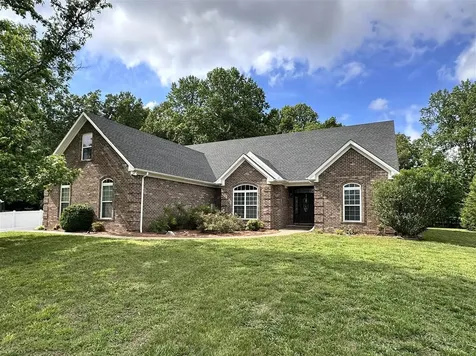 240 Cross Creek Court Alvaton KY 42122