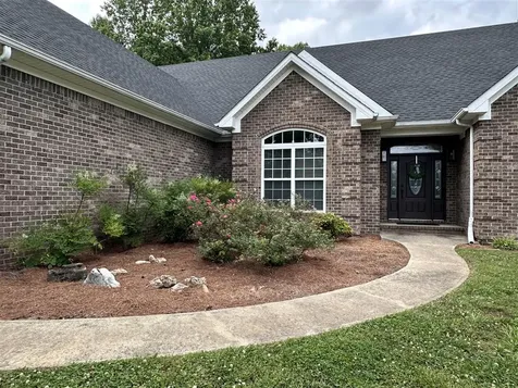 240 Cross Creek Court Alvaton KY 42122