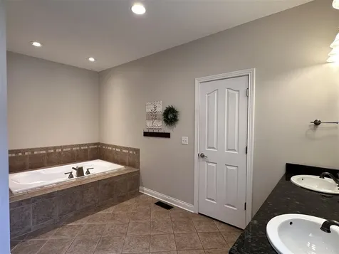 240 Cross Creek Court Alvaton KY 42122