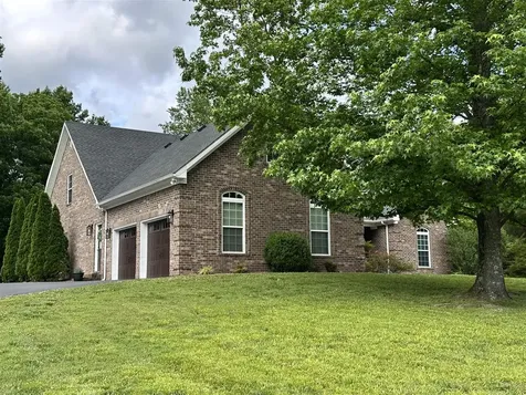 240 Cross Creek Court Alvaton KY 42122