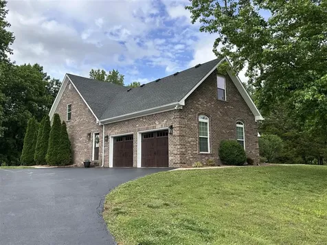 240 Cross Creek Court Alvaton KY 42122