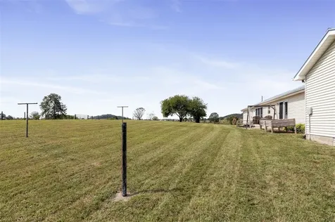 253 Boiling Springs Road Munfordville KY 42765