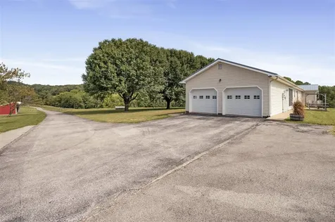 253 Boiling Springs Road Munfordville KY 42765