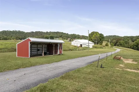 253 Boiling Springs Road Munfordville KY 42765