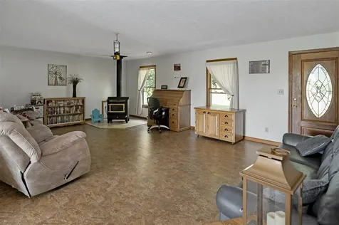 253 Boiling Springs Road Munfordville KY 42765