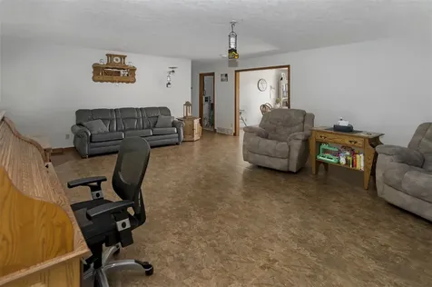 253 Boiling Springs Road Munfordville KY 42765