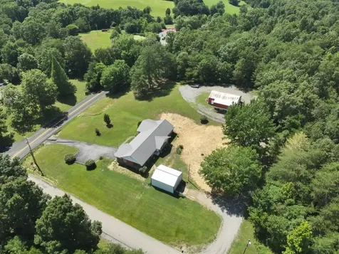 5702 S Highway 181 Greenville KY 42345
