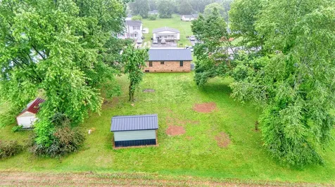 606 S Streets Avenue Elkton KY 42220
